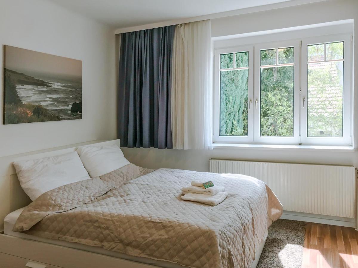 Ferienwohnung in der Fußgängerzone Gartenblick - Studio Apartment Eisenstadt Exterior foto